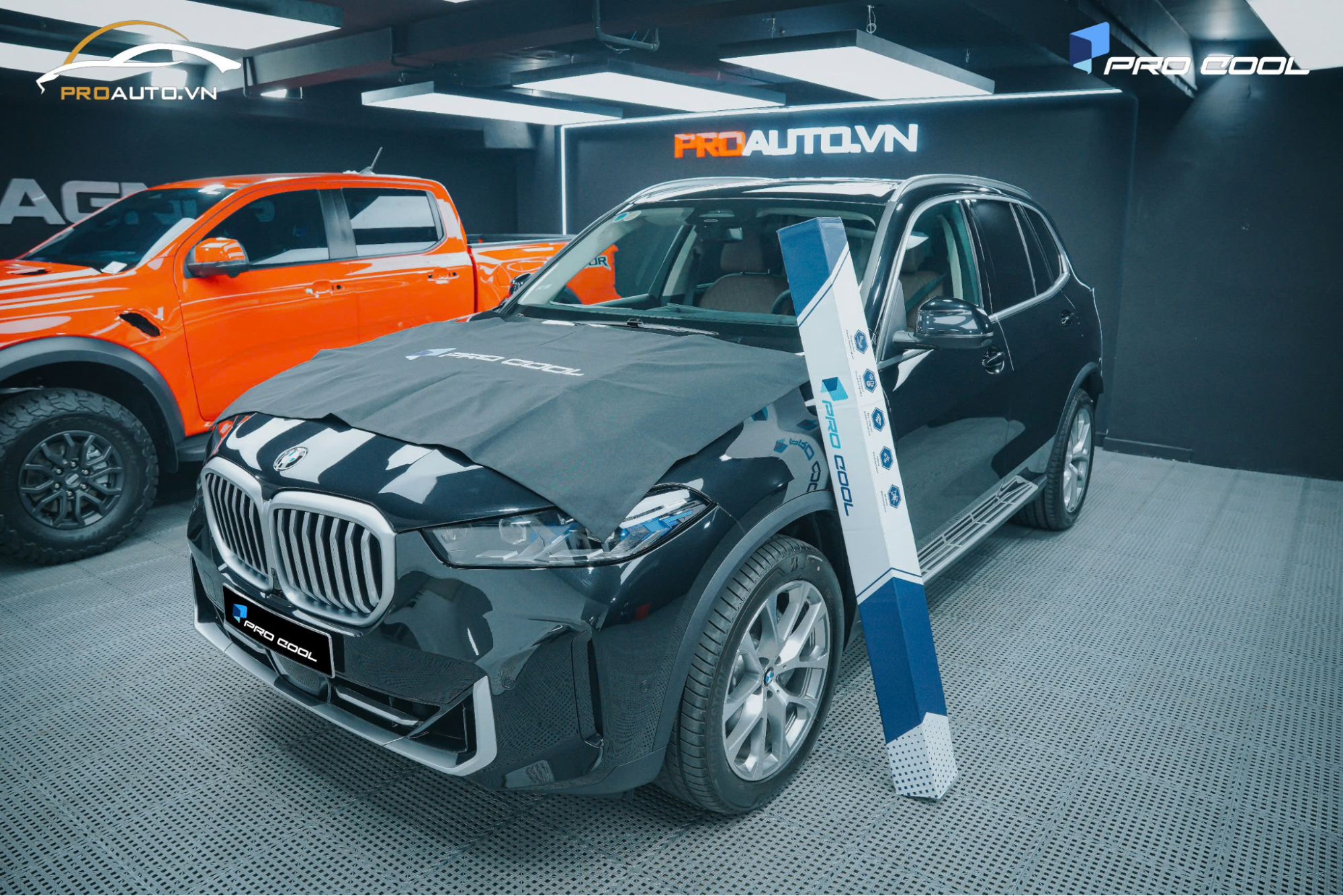 Thi công dán phim cách nhiệt Pro Cool cho xe BMW X5