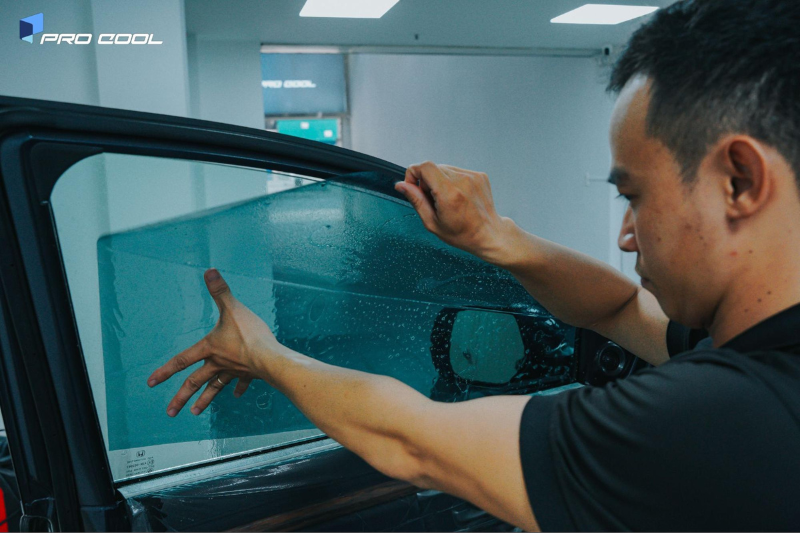 Lưu ý cần biết khi dán phim cách nhiệt Pro Cool cho Toyota Corolla Cross