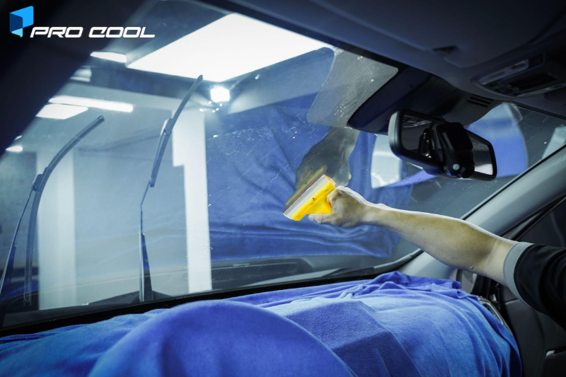 Dán phim cách nhiệt Pro Cool tại Bình Phước là giải pháp chống nóng tuyệt vời 