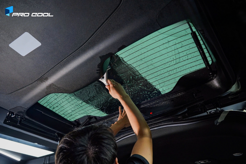 Dán phim cách nhiệt Pro Cool tại Bến Tre vị trí cửa sổ trời