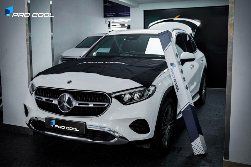 Dán phim cách nhiệt Pro Cool tại Cà Mau cho Mercedes GLC200