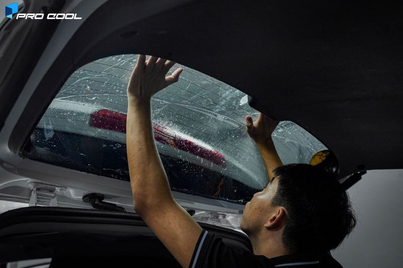 Bảng giá dán phim cách nhiệt Procool tại Long An mới nhất 9 Kính lưng dán phim cách nhiệt Pro Cool tại Long An